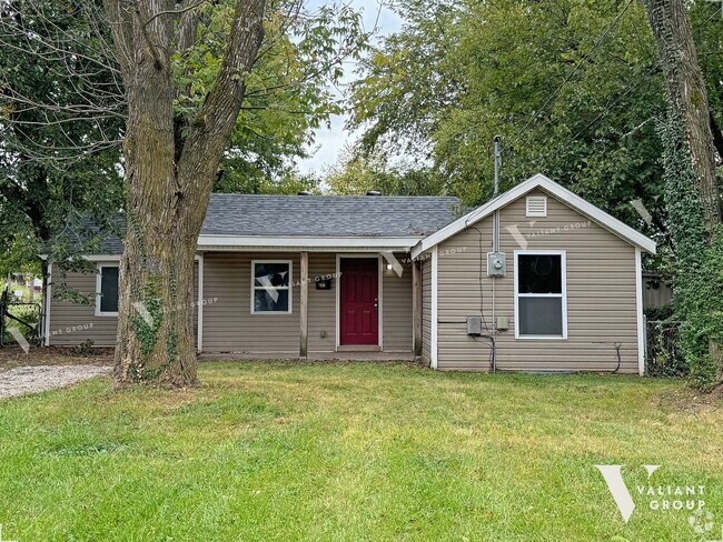 Building Photo - Charming Ranch-Style Three-Bedroom, One-Ba... Rental