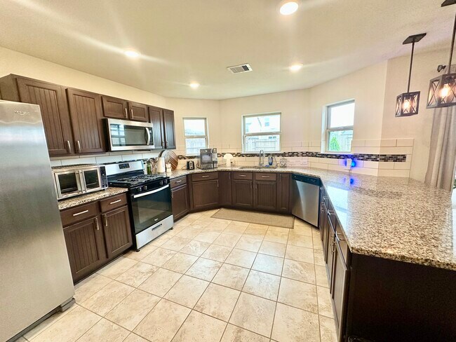 Photo - 25323 Queens Causeway Ln