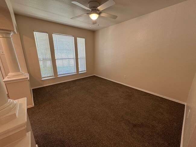 Photo - 5203 Causeway Ct