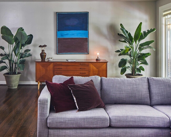 Building Photo - 3308 Cliff Rd Unit ID1019279P