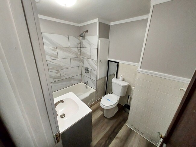Photo - Welcome to your new home! 2 bed 1 bath single family house
