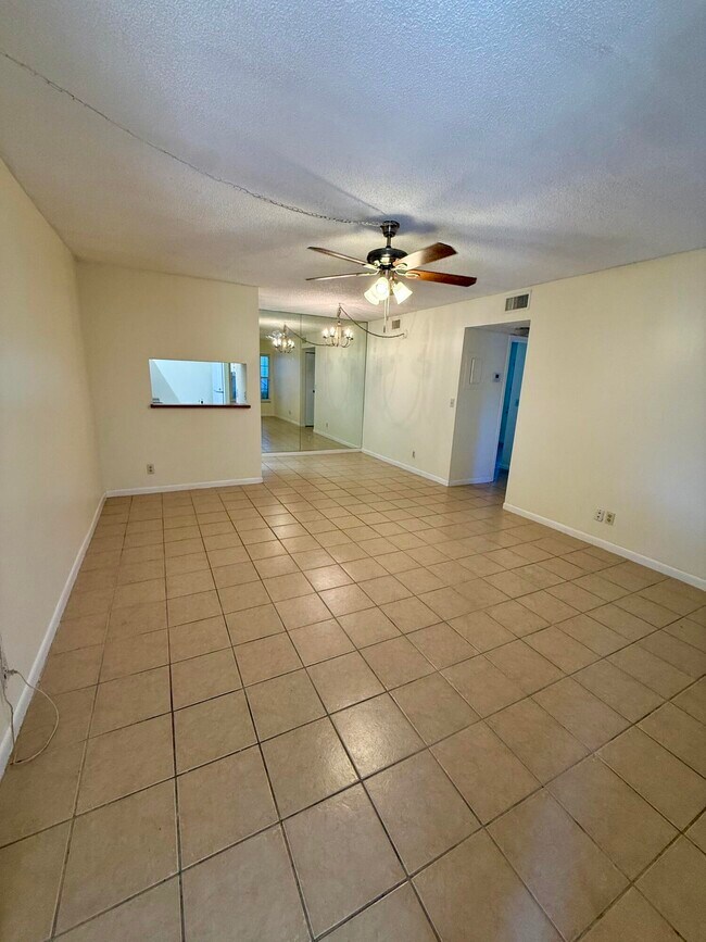 Photo - 3764 N University Dr Unit I-8