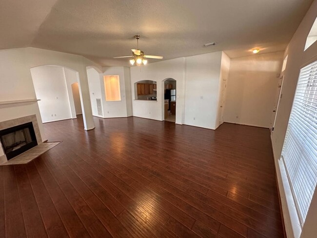 Photo - 23706 Cansfield Way