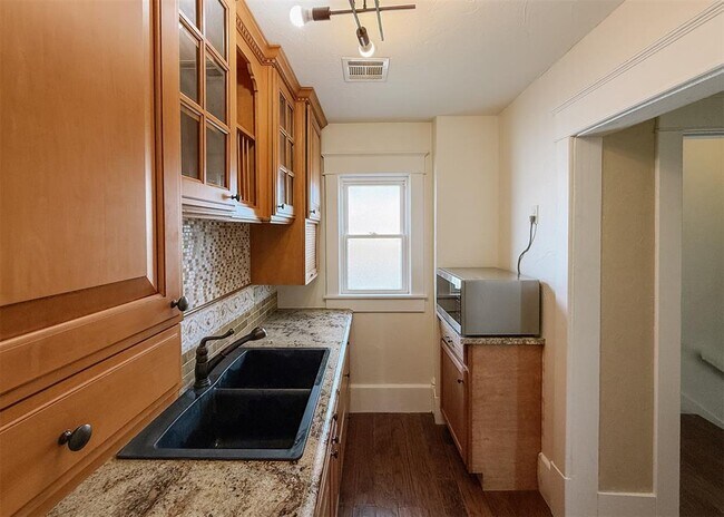 Photo - 1120 NW 51st St Unit 4