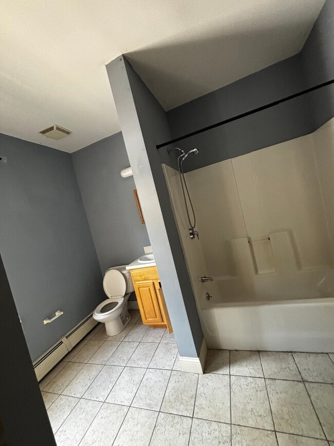 Photo - 29B Edgewood St Unit 2nd Floor