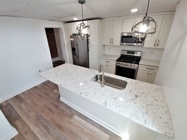 Building Photo - 79 Beltzhoover Ave Unit Floor 2