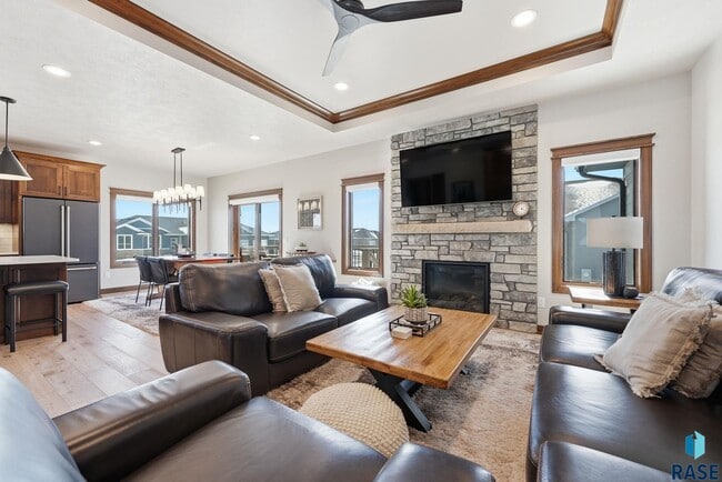 Photo - 2701 W Oak Hill Dr