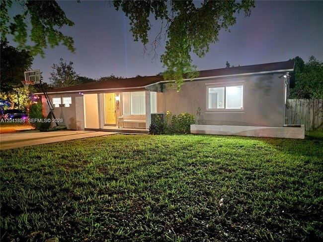 Photo - 5721 Jefferson St