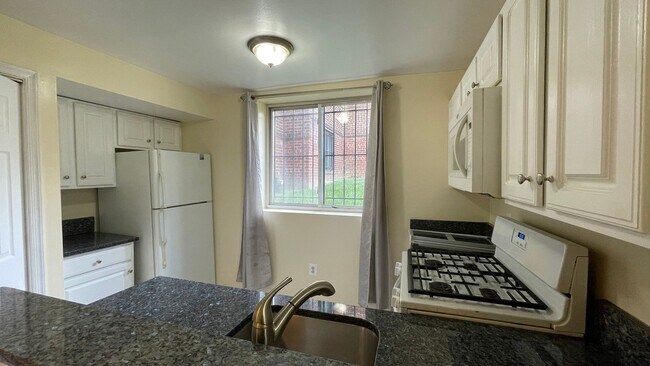 4208 Benning Rd NE Unit NE Condo