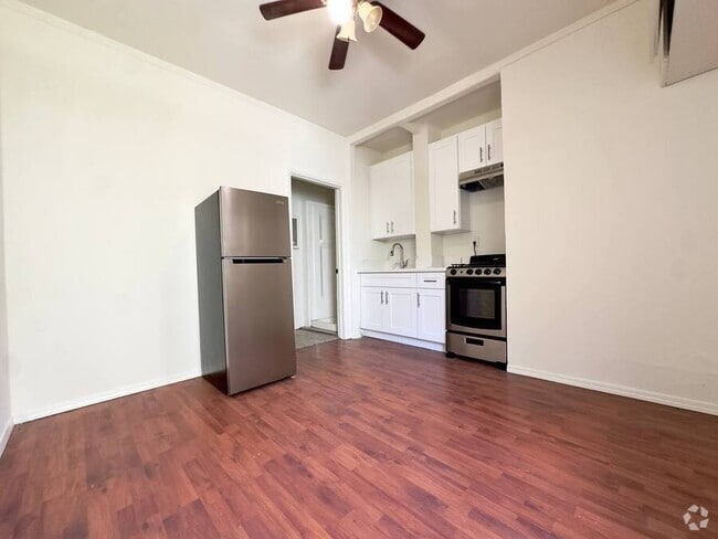 Building Photo - 5371 Louis Pl Unit 5 Rental