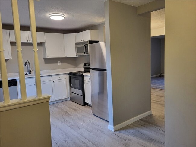 Photo - 740 Wheatland Cir