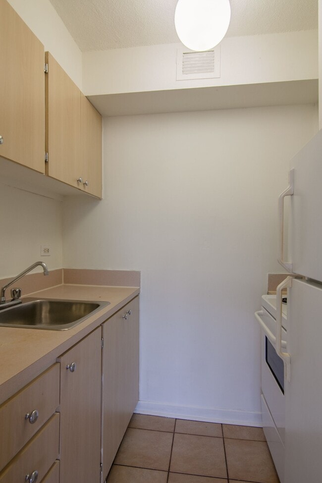 Photo - 1975 Maisonneuve Blvd W Unit 1708