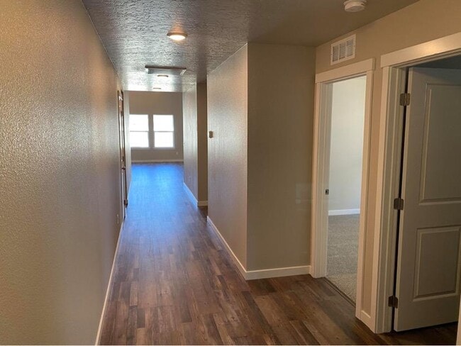 Photo - 16743 Hopper Ave