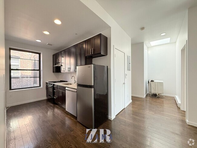 Building Photo - 950 Nostrand Ave Unit 3F Rental