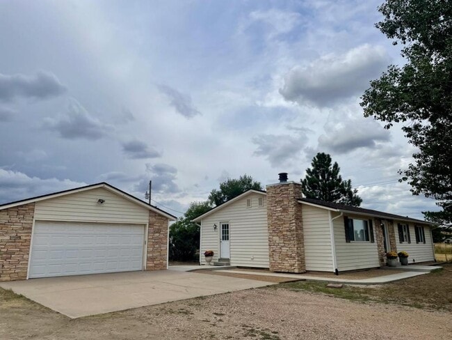 Building Photo - 9949 Tammy Ln Rental