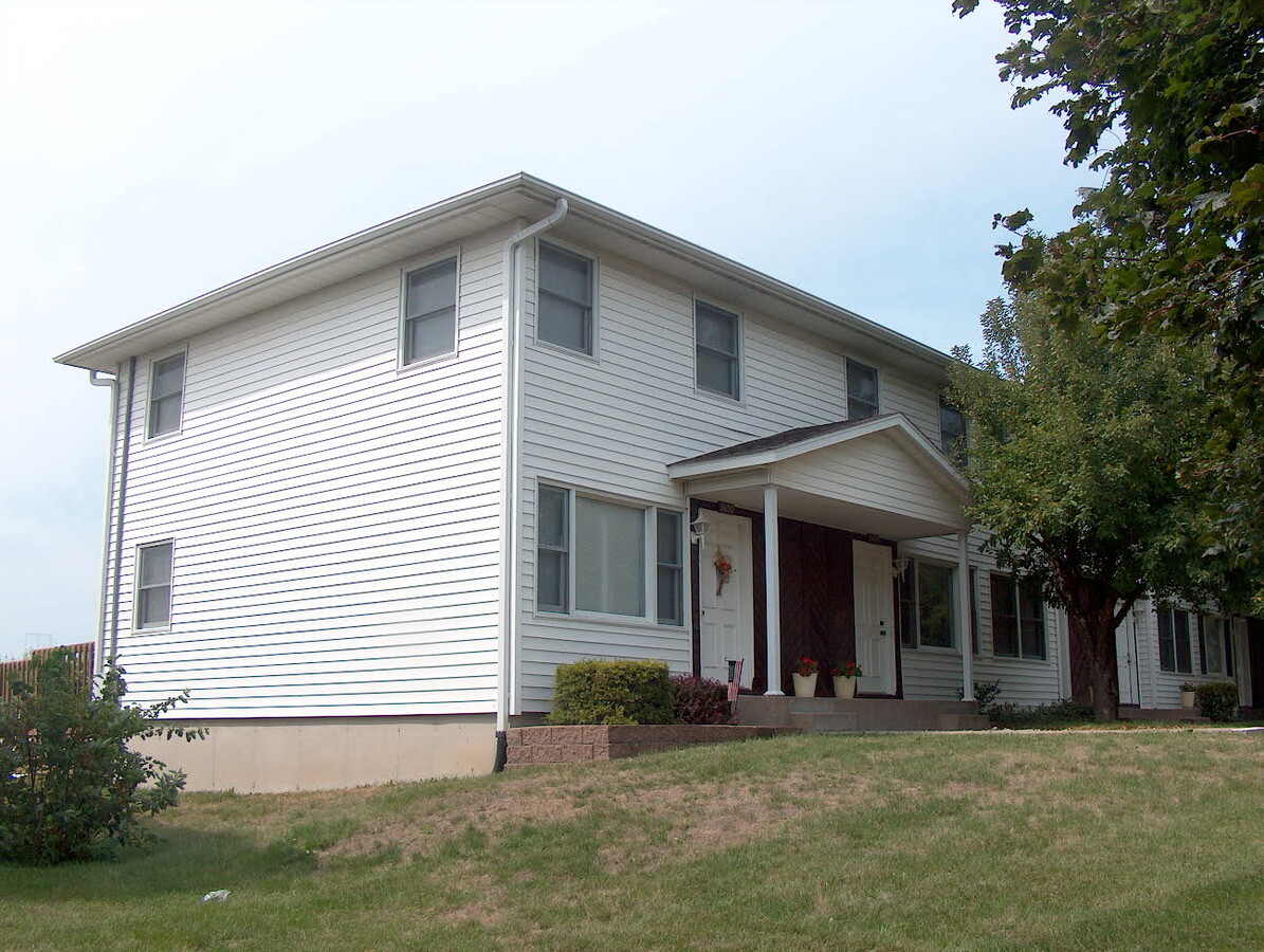 Photo - 3430 Hillandale Rd Townhome