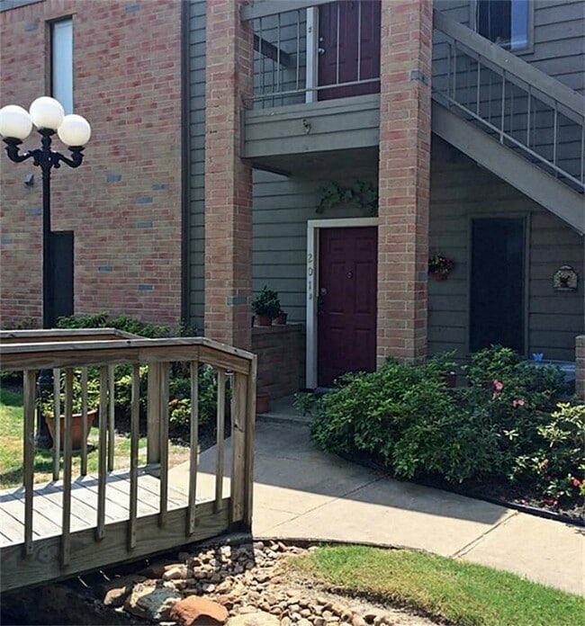 Photo - 2023 Gentryside Dr Unit 201