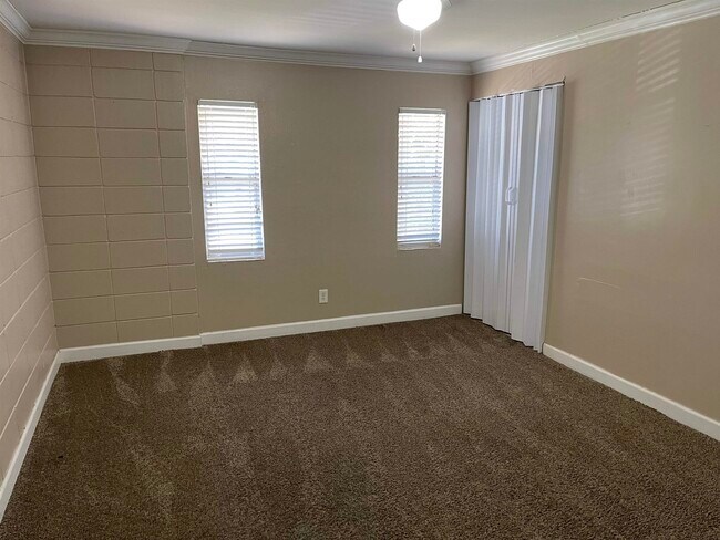 Photo - 600 Mary Beth Ave