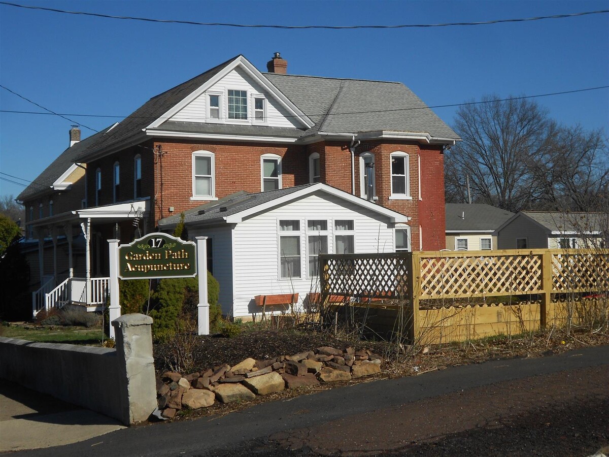 Photo - 19 N 2nd St