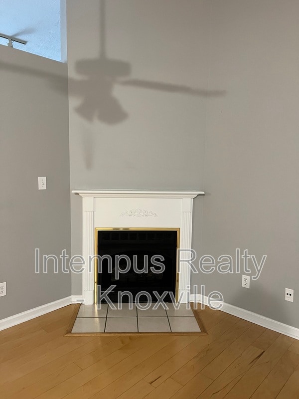 7361 Carowinds Ln