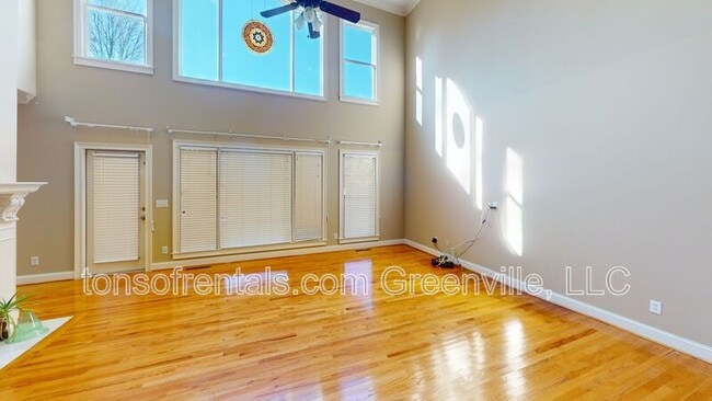 Photo - 20 Steadman Way