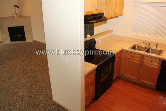 Photo - 3 bedroom 2.5 bath home in Errol Heights