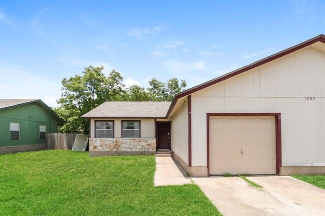 Photo - 1002 Country Aire Dr Townhome