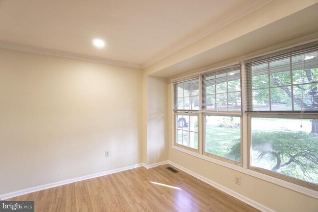 Photo - 1379 Gwynedale Way