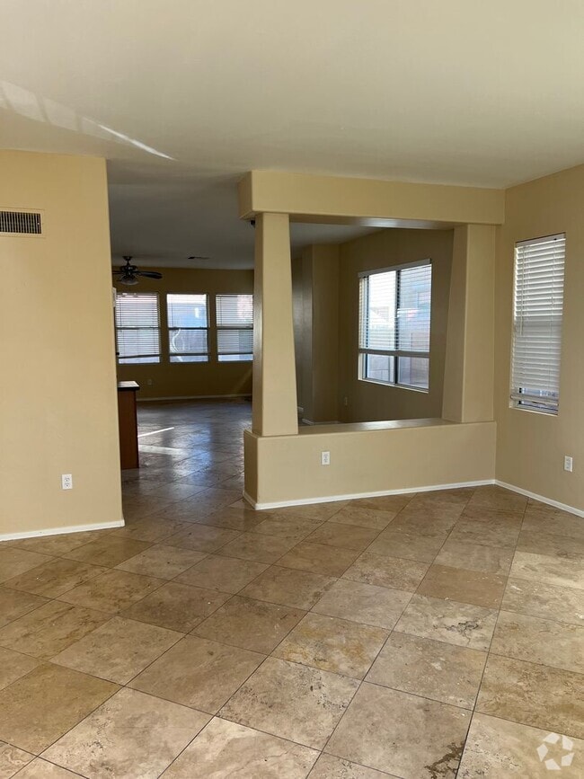 Building Photo - Gilbert rental