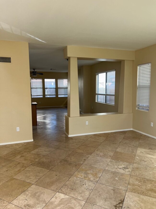 Building Photo - Gilbert rental