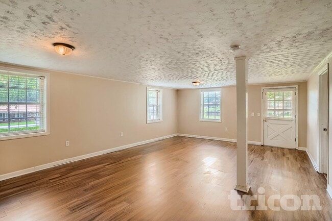 Photo - 114 Grassdale Rd