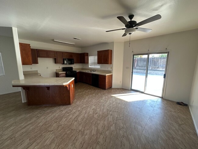 Photo - Charming 4-Bedroom Rental in Bakersfield, CA
