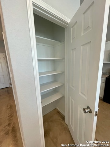 Photo - 6922 Crestway Rd