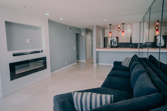 Photo - 1140 E Ocean Blvd Unit 325