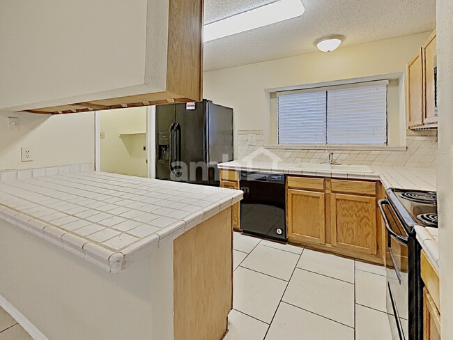 Photo - 734 Cypresscliff Dr