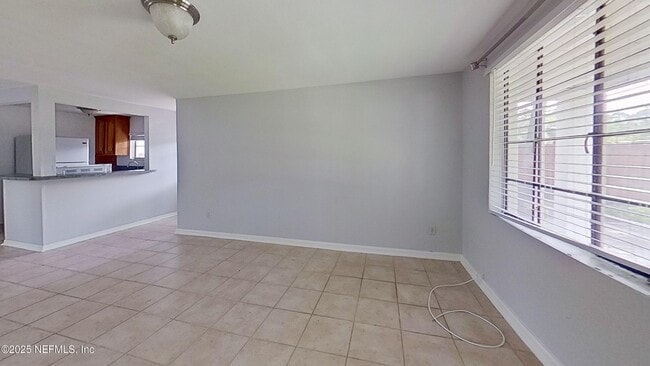 Photo - 1749 Sheridan St