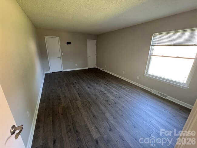 708 Langtree Rd