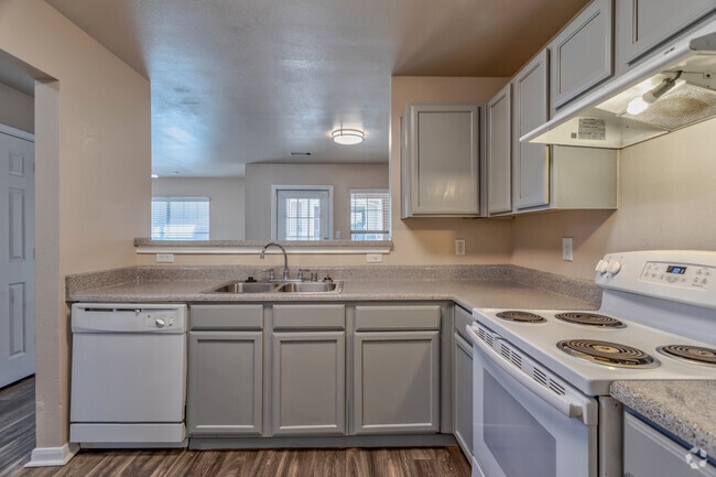 3BR,2BA - 1156SF - Kitchen
