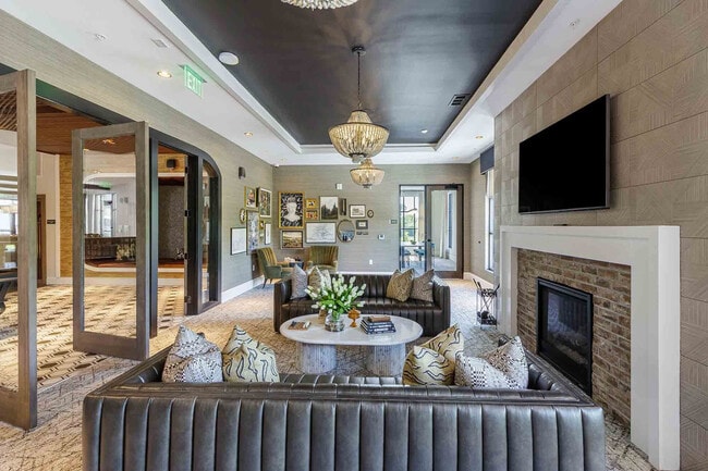 The Felicity on Perry apartments — community photo