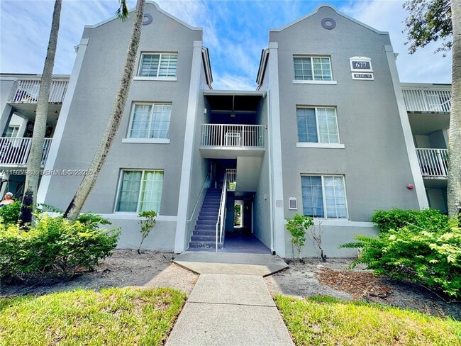 Photo - 677 SW 111th Ave Unit 303