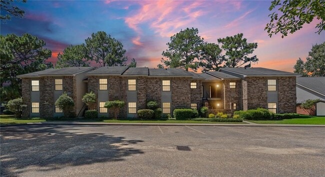 Building Photo - 1260 Sutton Ct Unit 103 Rental