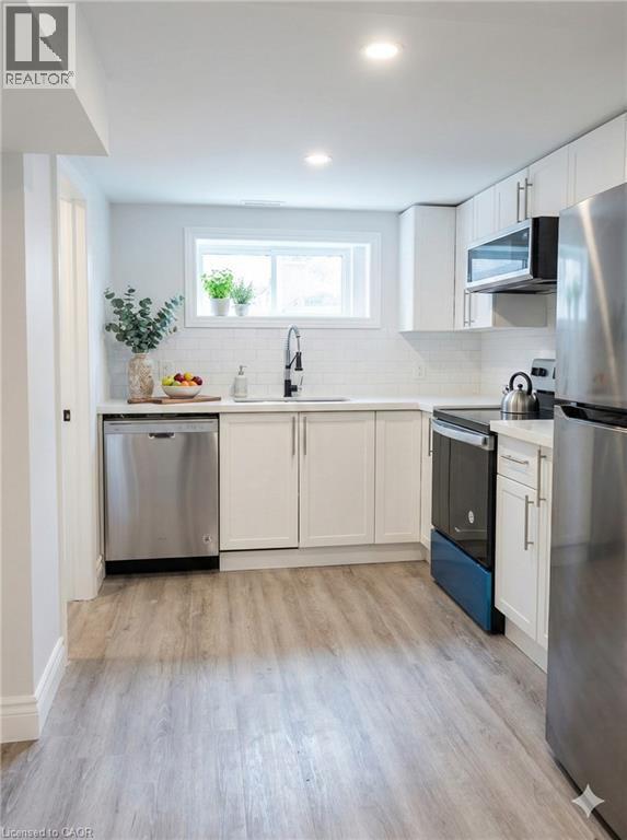 Photo - 333 E 28th St