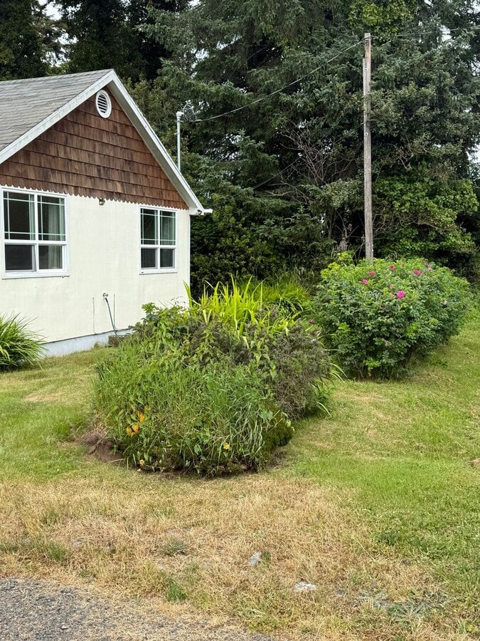 Photo - Charming County Home