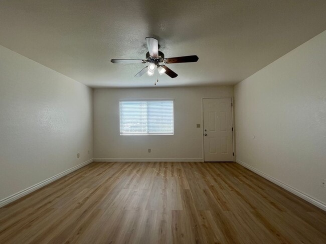 Photo - 1125 Cherry Ln