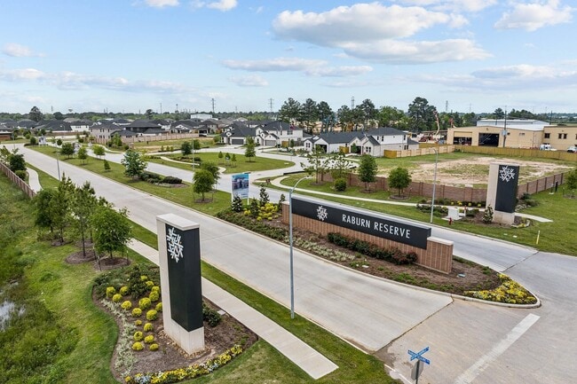 Building Photo - 1319 N Yellow Rose Ct