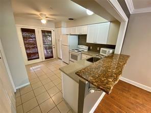 Photo - 2727 Briarhurst Dr Condo Unit 28