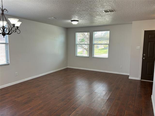 Photo - 3904 Kathryn Way