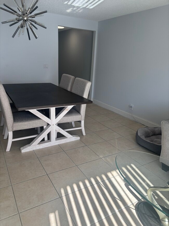 Photo - 317 Georgian Park Dr