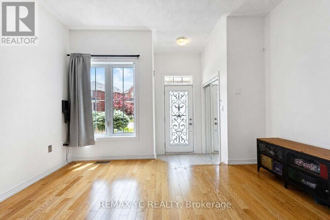 Photo - 24 Millwright Ave