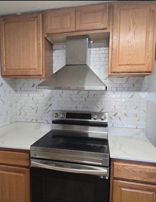 Photo - 1205 Valencia Dr NE